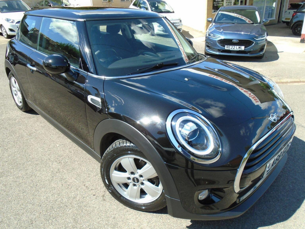 2018 MINI HATCH